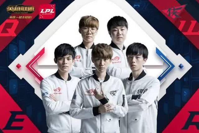 传中与锋线 传中与锋线