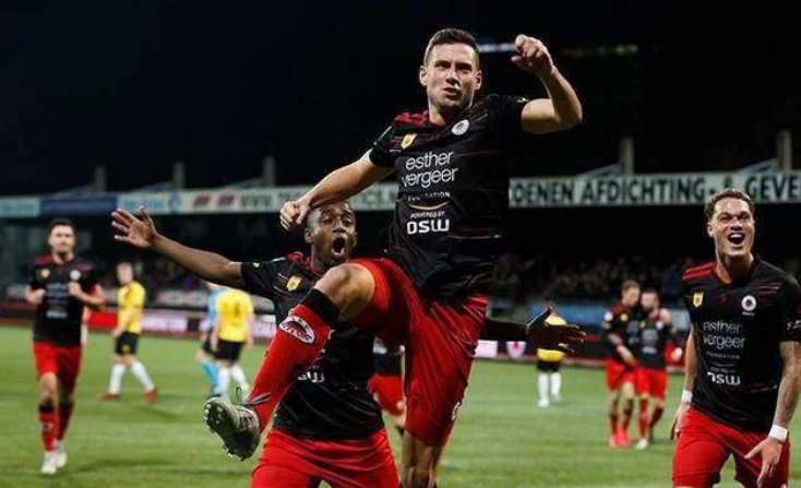 与深圳队的 与深圳队的