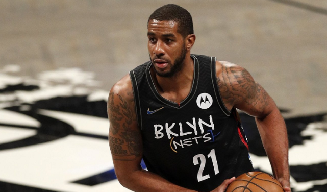 替补阵容的 替补阵容的