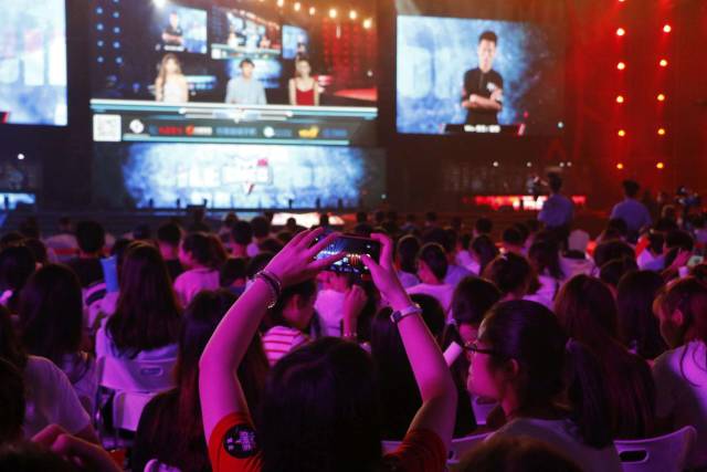 战胜由皮尔 战胜由皮尔