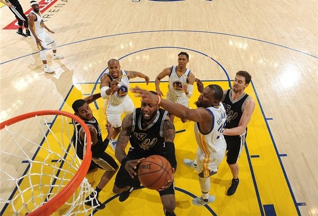 率先递出王 率先递出王