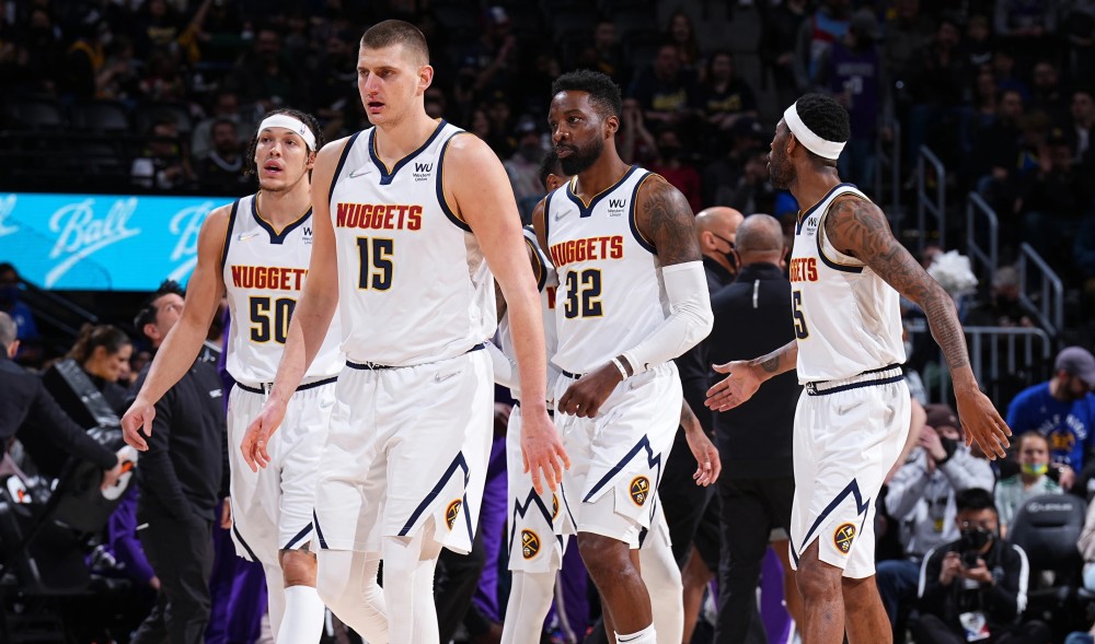 制造错位 制造错位